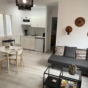 Appartement àtico Lumineux à 10 Min Du Centre, L'Hospitalet de Llobregat
