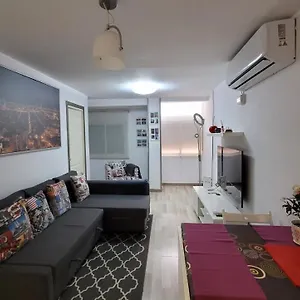 B O D Collblanc Apartamento