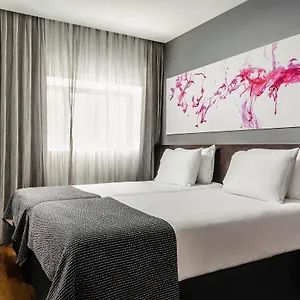 4* Szálloda Ikonik Lex