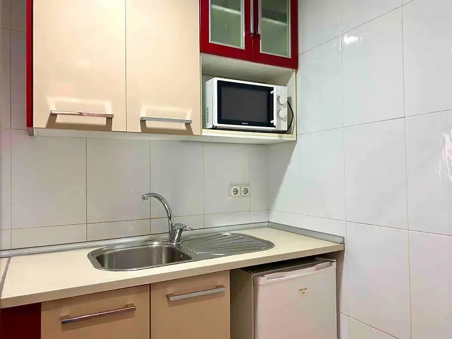 Gran Apartamento De 2 Habitaciones! Al Lado Del Metro Hb L'Hospitalet de Llobregat Apartment