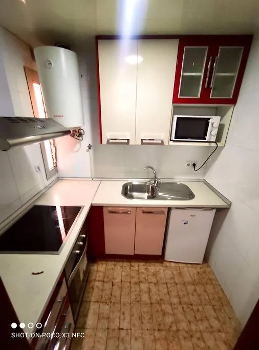 Apartment Gran Apartamento De 2 Habitaciones! Al Lado Del Metro Hb L'Hospitalet de Llobregat