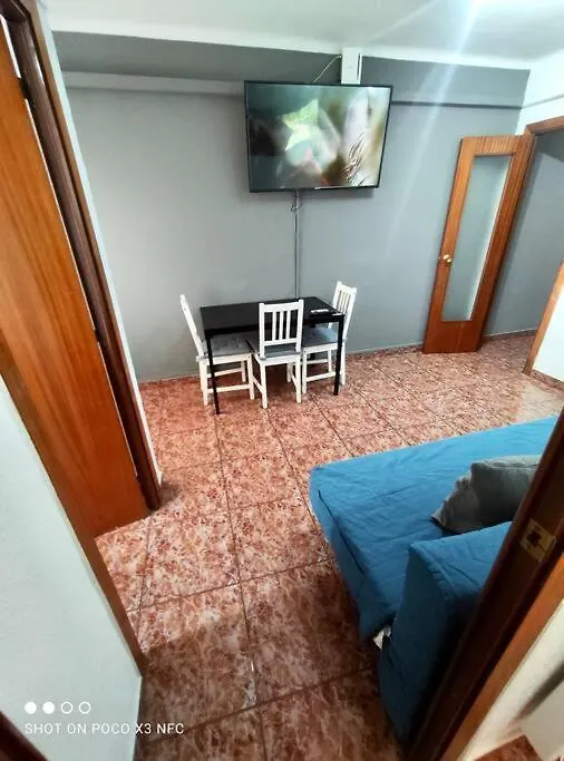 Apartment Gran Apartamento De 2 Habitaciones! Al Lado Del Metro Hb L'Hospitalet de Llobregat
