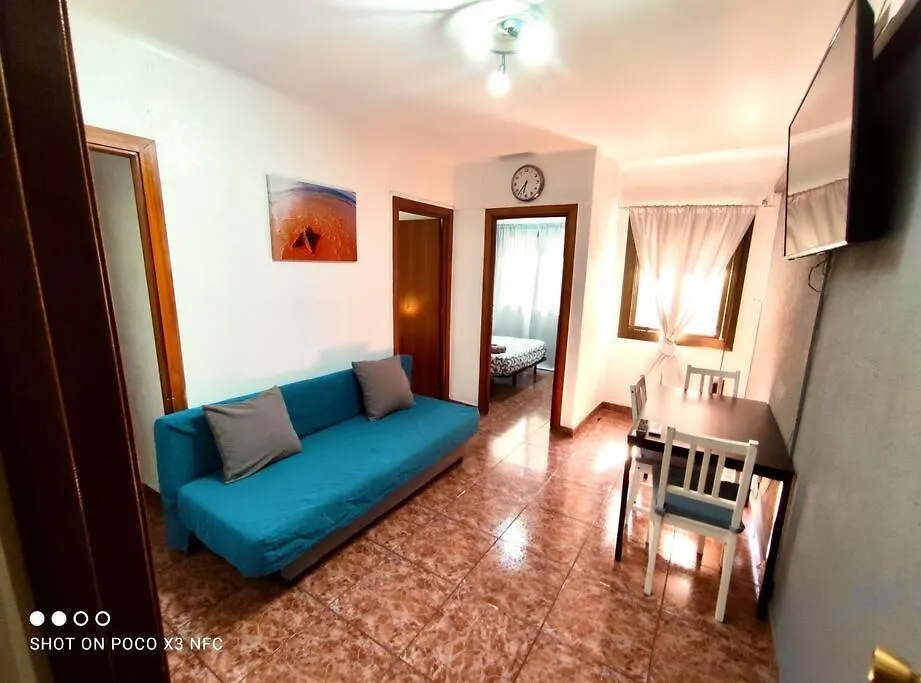 Apartment Gran Apartamento De 2 Habitaciones! Al Lado Del Metro Hb L'Hospitalet de Llobregat