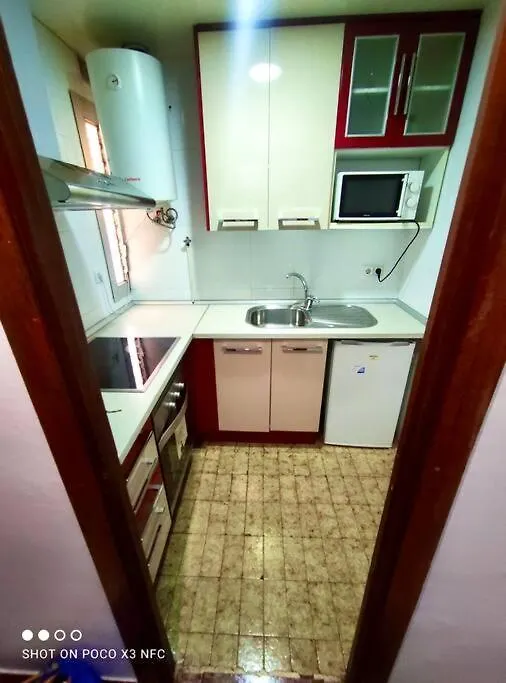Gran Apartamento De 2 Habitaciones! Al Lado Del Metro Hb L'Hospitalet de Llobregat Spain